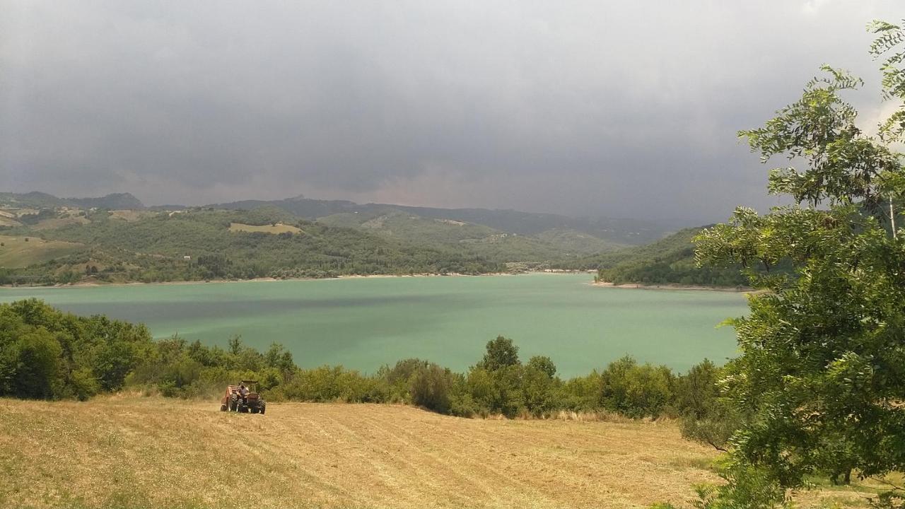Lake Retreat - Maiella Apartment - Beautiful Lake And Mountain Views Casoli  Exteriör bild
